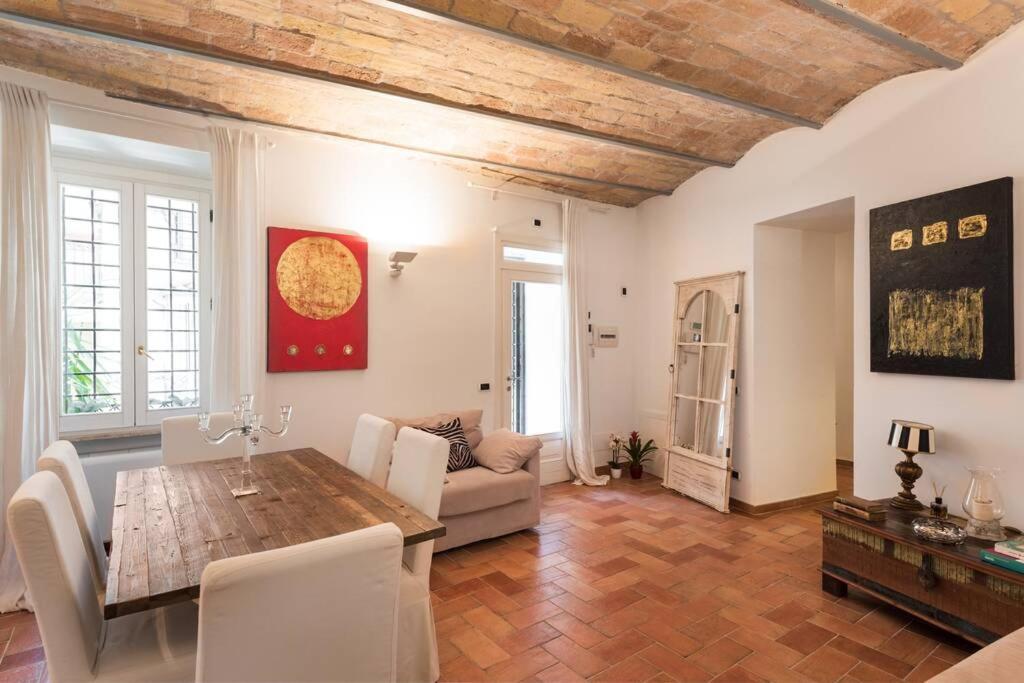 Lovely Colosseum Loft Apartment Rzym Zewnętrze zdjęcie